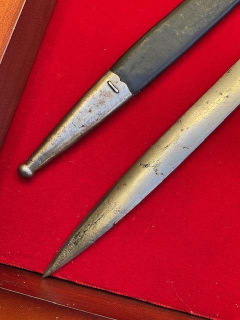 1898 Sawback 1 piece grip