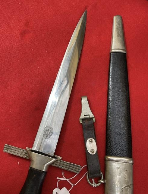 1ST Pattern RLB Leaders Dagger